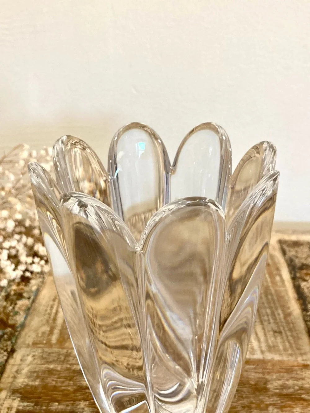 Orrefors Crystal Eight Point Tulip Flower Vase 6 5/8” Tall Sweden
